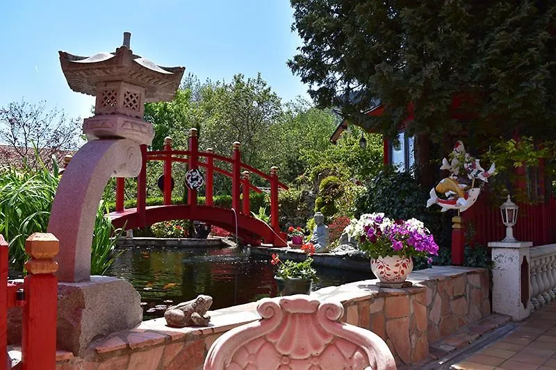 بيت للعطل Gite Au Printemps Japonais, Petit Train De La Mure, Parc Des Ecrins Pierre-Chatel